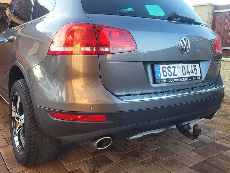 Volkswagen Touareg 4.2V8 TDi 250kW*1.MAJITEL* - fotka 27 z 40