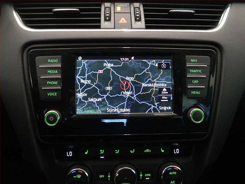 Škoda Octavia (2016) Style 1.4 TSI, Automat - fotka 12 z 15