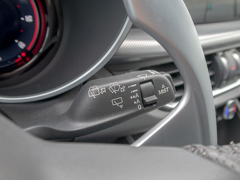 Alfa Romeo Stelvio (2024) 2.2D 154KW Q4 – VELOCE - fotka 30 z 71