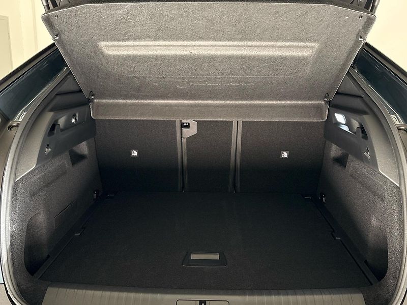 Peugeot 3008 (2025) Allure Hybrid 145 e-DCS6 - fotka 9 z 48