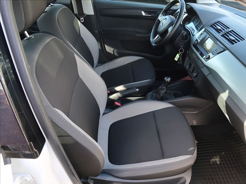 Škoda Fabia 1,4 TDi,66kW,NovéČR,Klima - fotka 13 z 20