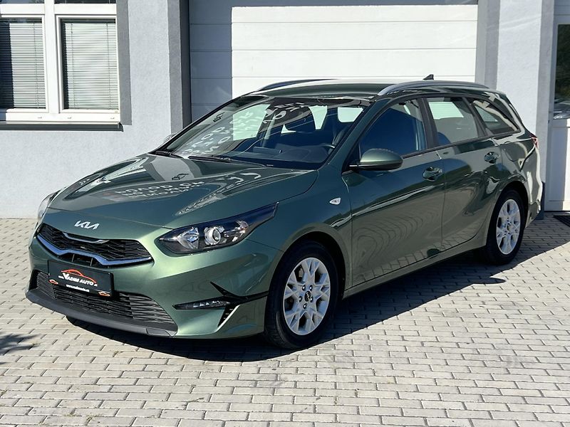 Kia Ceed (2024) 1.5T-GDi 118kW KAMERA ČR NOVÉ - fotka 2 z 22