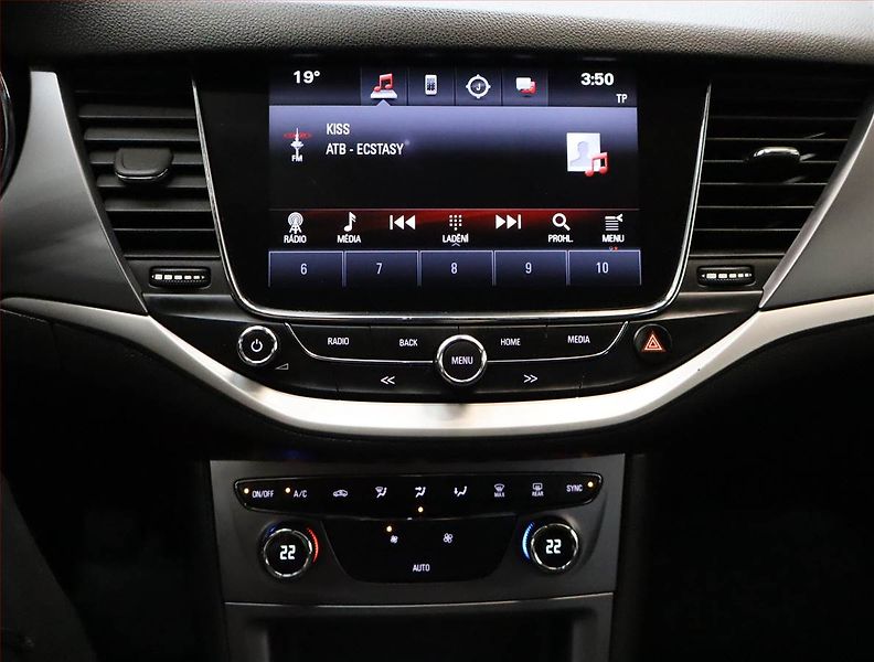 Opel Astra (2019) 1.6 CDTI, Serv.kniha, Navi - fotka 12 z 17