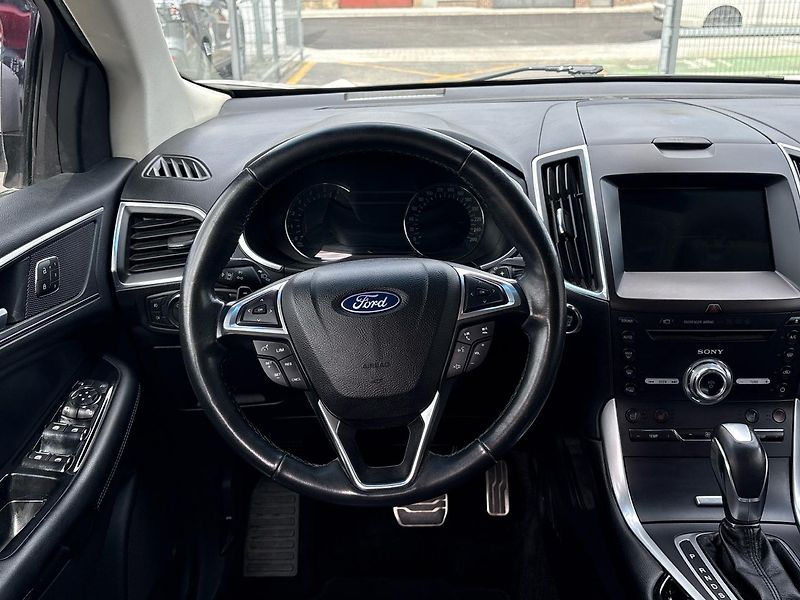 Ford Edge (2019) - fotka 10 z 19