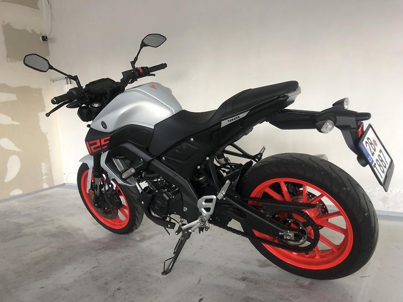 Yamaha MT-125 ABS - fotka 6 z 19