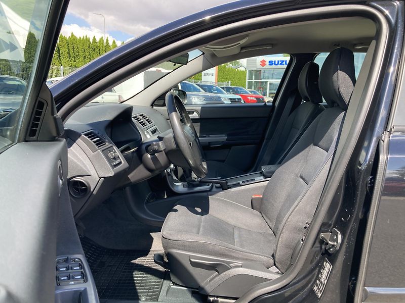 Volvo V50 (2008) 1,6i 74kW  - fotka 13 z 15