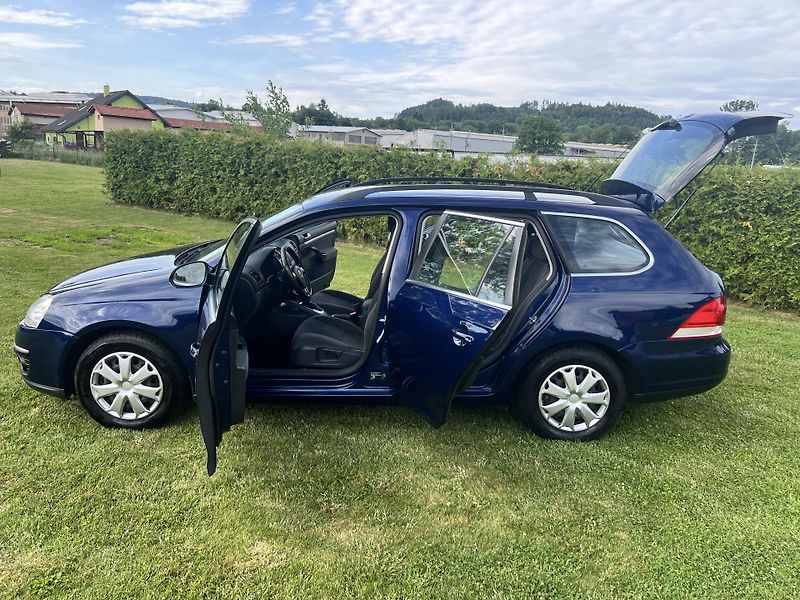 Volkswagen Golf 1.4TSI 90KW,DSG,DIGI,TEMPOMAT - fotka 25 z 45