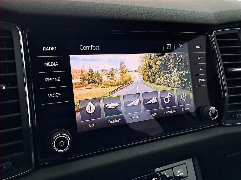 Škoda Kodiaq (2018) Sportline 2.0 TDI 4x4 - fotka 23 z 24