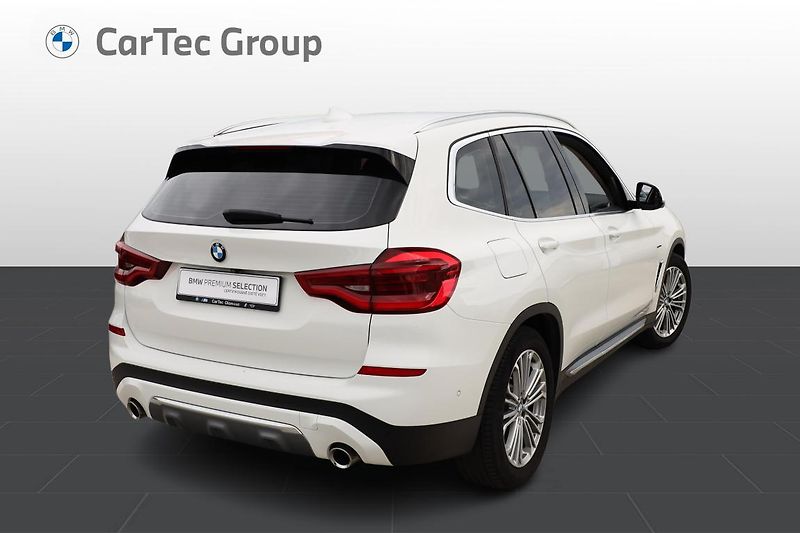 BMW X3 xDrive20d - fotka 5 z 17