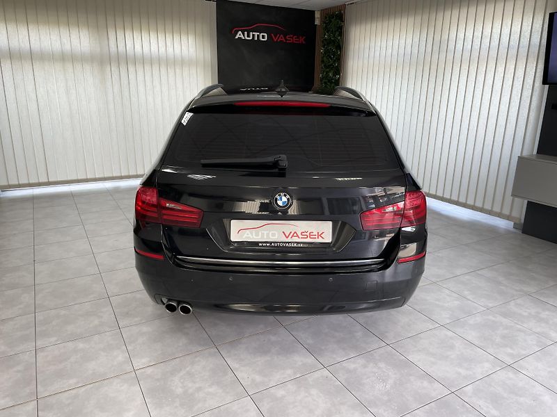 BMW Řada 5 2.0 D AT NAVI KŮŽE BI-XENON - fotka 10 z 28
