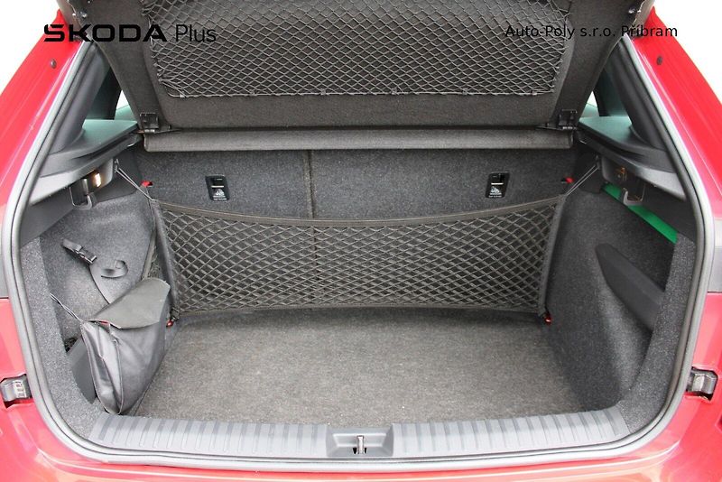 Škoda Kamiq (2019) Style 1.0TSI / 85kW 6°MP - fotka 20 z 22
