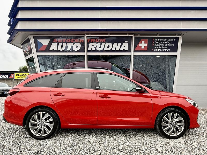 Hyundai i30 1,4 T-GDI DCT Style Automat ČR - fotka 7 z 42