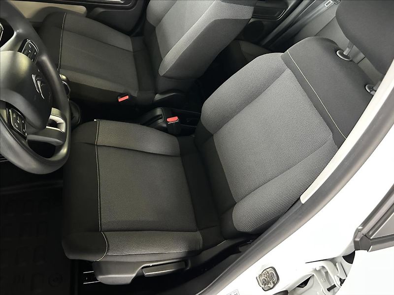 Citroën C3 1,2   PureTech,ČR,1.MAJ,SERVIS - fotka 16 z 19