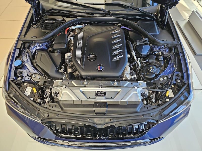 ALPINA D3 (2023) D3s Allrad Switch-Tronic - fotka 10 z 38