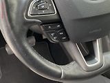 Ford Kuga (2017) 1.5 EB, AC, TZ, park.asist - náhled 13