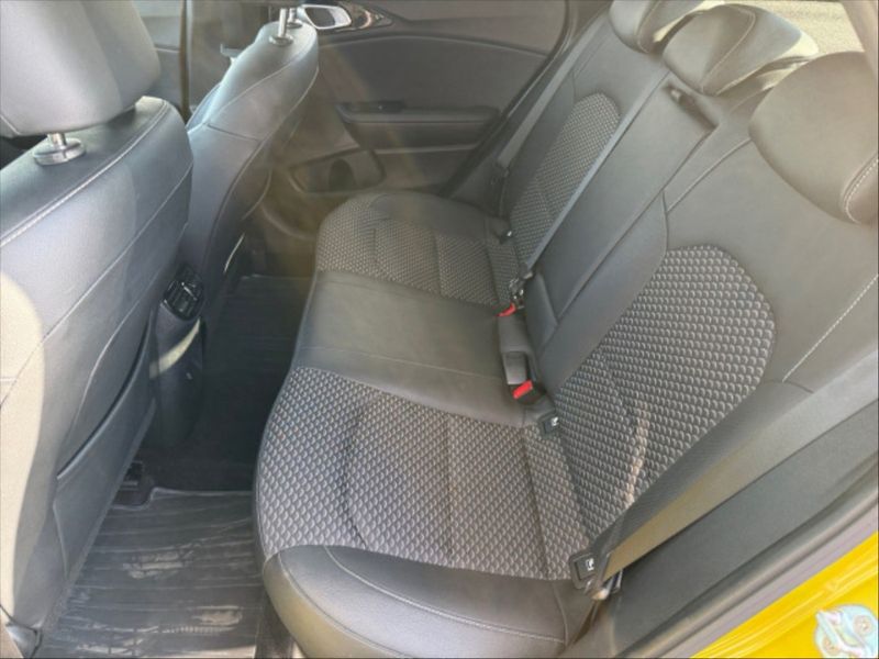 Kia XCeed 1,5 T-GDI Top AT - fotka 6 z 10