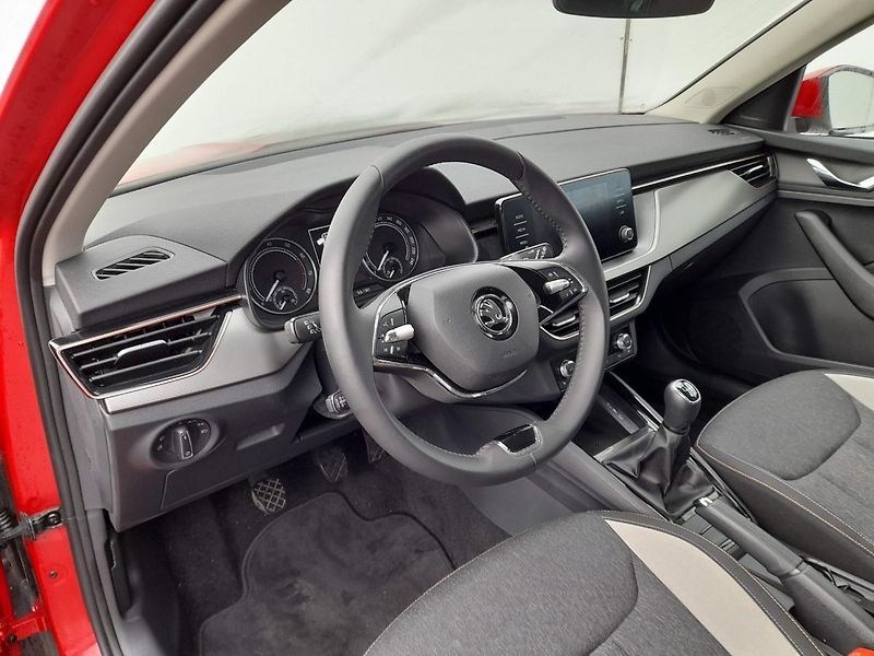 Škoda Kamiq STYLE 1.0 TSi 81KW 6MP - fotka 11 z 20
