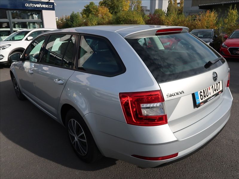 Škoda Octavia 1,6 TDi,85kW,NovéČR,klima - fotka 4 z 21