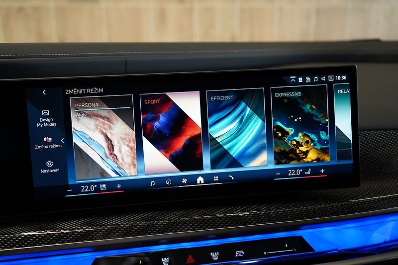 BMW Řada 7 750e xDrive,Televize,EL. dveře - fotka 34 z 50