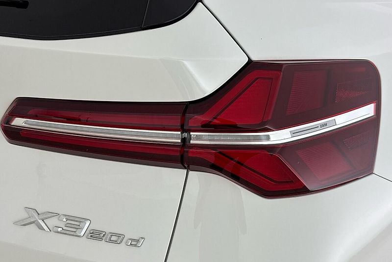 BMW X3 xDrive20d - fotka 5 z 25