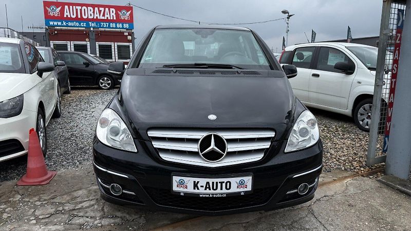 Mercedes-Benz Třídy B (2009) B180i 85kW *Klima*PDC* - fotka 2 z 22
