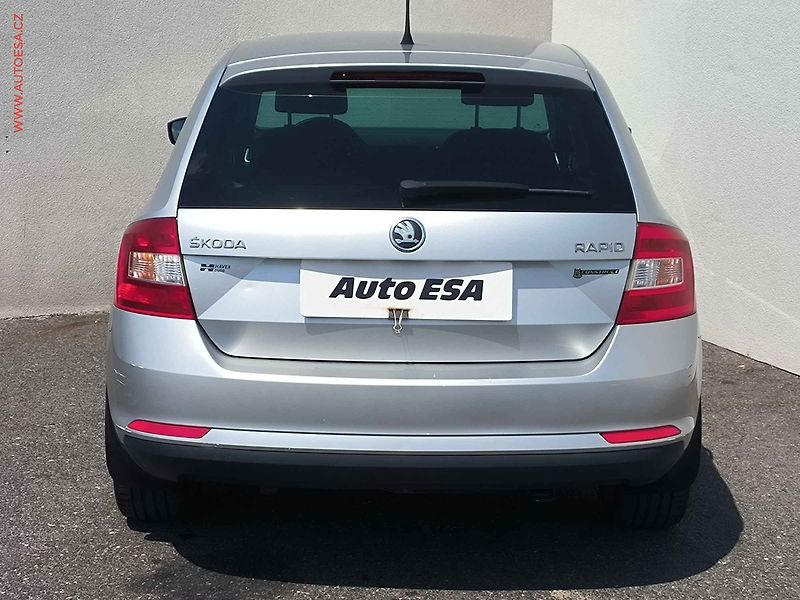 Škoda Rapid (2013) 1.2 TSI, 2.maj,ČR, servis - fotka 5 z 16