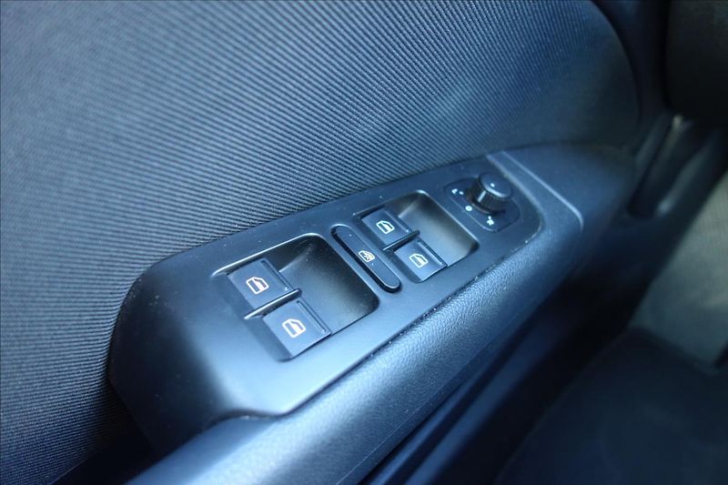 Škoda Superb 2,0 TDi 103KW,ČR,ACTIVE,4x4. - fotka 32 z 35