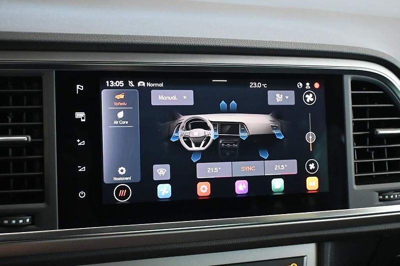Seat Ateca (2023) 2.0 LED XPERIENCE Virtual Tažn - fotka 18 z 33