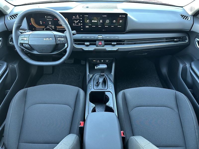 Kia K4 Sportswagon (2026) 1,6 T-GDi 7DCT 110 kW SPIN - fotka 5 z 6