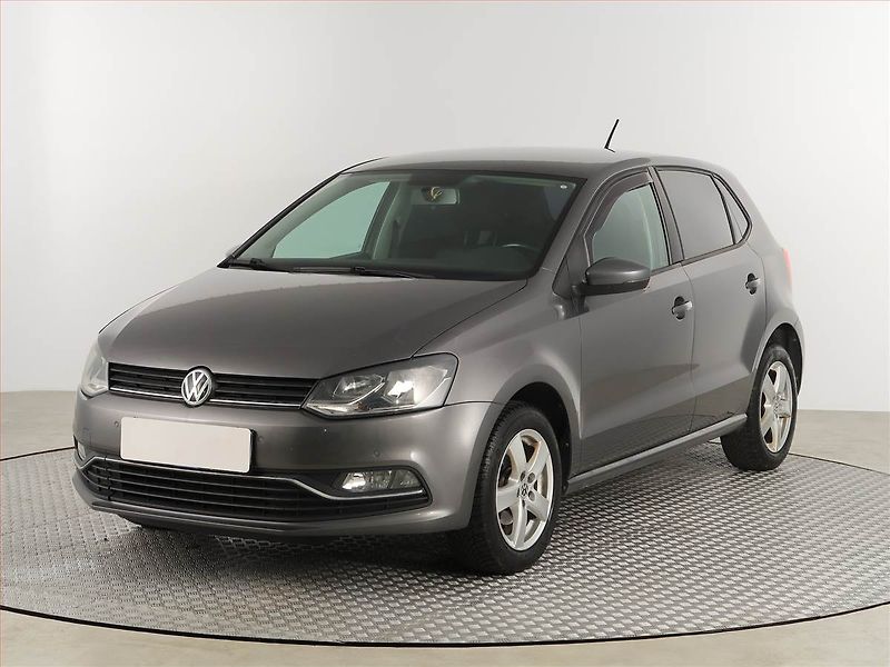 Volkswagen Polo (2015) Comfortline 1.2 TSI - fotka 2 z 15