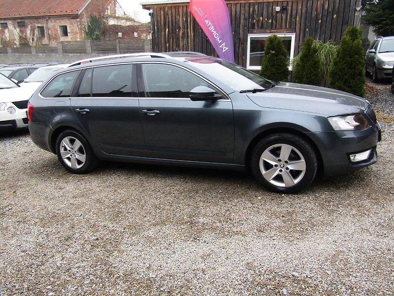 Škoda Octavia (2016) 1.6 TDI 81kW   VÝHŘEVY - fotka 8 z 41