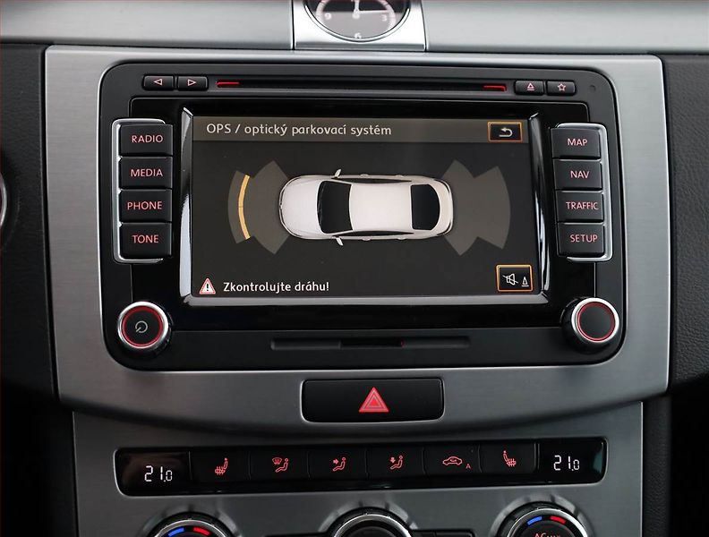 Volkswagen CC (2012) 2.0 TDI, Automat, Serv.kniha - fotka 14 z 20