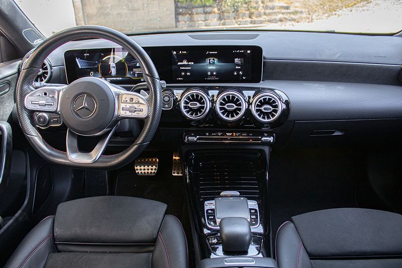 Mercedes-Benz Třídy A - fotka 27 z 28