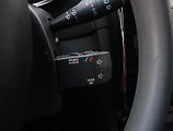 Renault Clio (2013) 1.2 16V , Tempomat - náhled 17