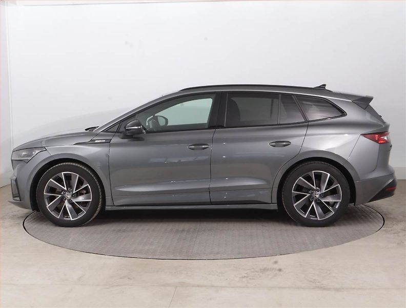 Škoda Enyaq (2022) Sportline iV 60 (62 kWh) - fotka 3 z 18