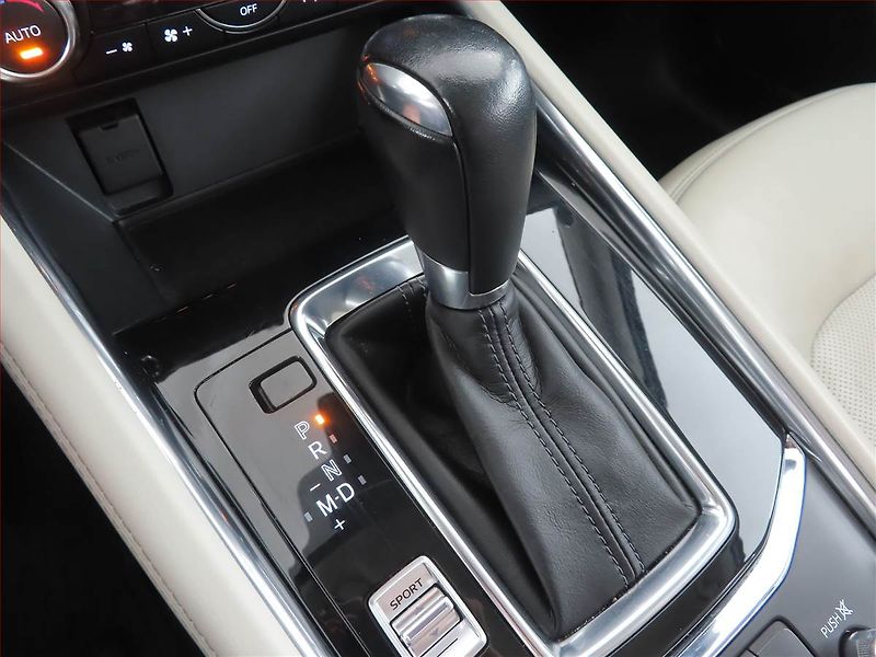 Mazda CX-5 (2018) Revolution TOP 2.5 Skyactiv-G - fotka 13 z 17