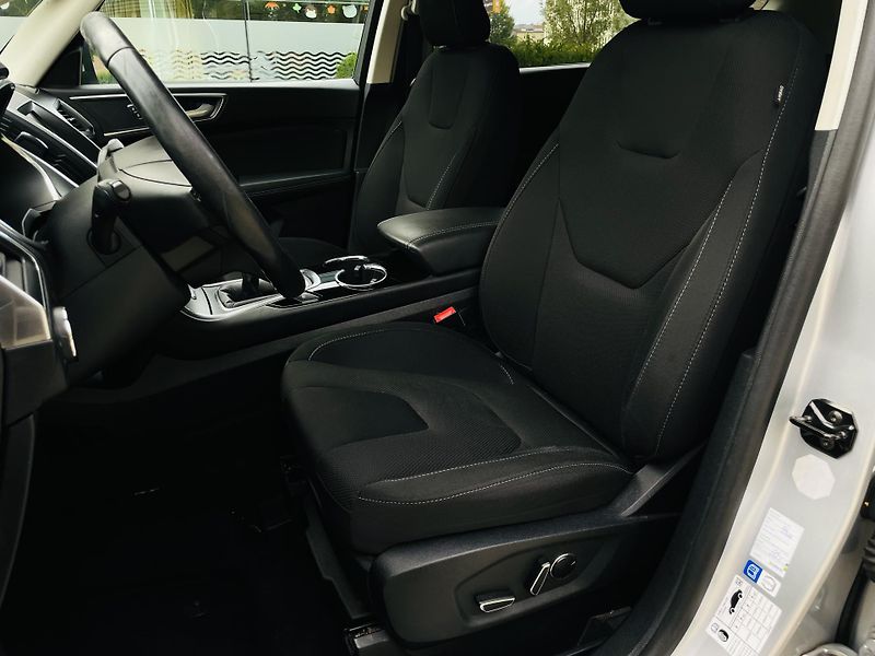 Ford S-MAX 2.0TDCi MANUÁL SERVISKA TAŽNÉ - fotka 30 z 49