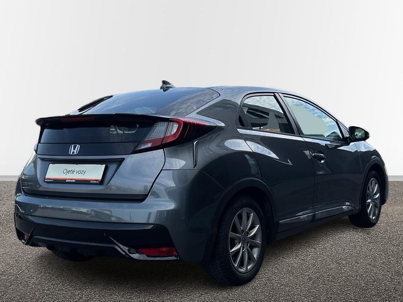 Honda Civic Hatchback - fotka 2 z 20