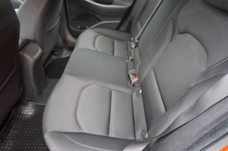 Hyundai i30 (2019) 1,4     103KW      1,Majitel - fotka 11 z 32
