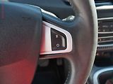 Renault Scénic (2011) 2.0i, AT, AC, park.asist - náhled 17
