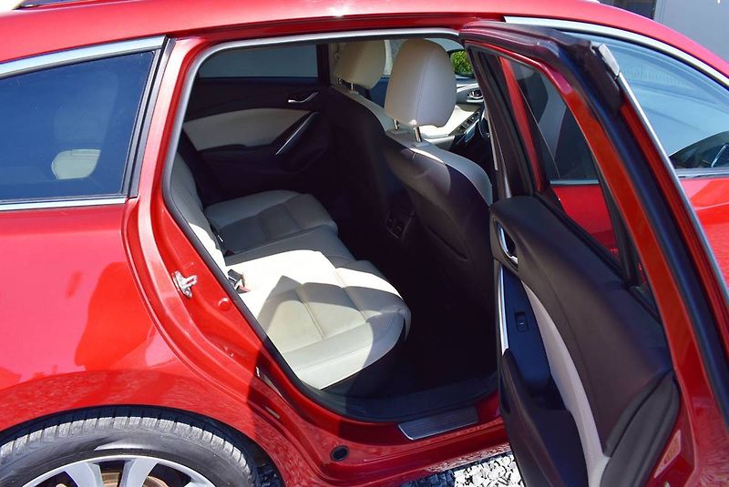 Mazda 6 2,0 G-165 1.M,REVOLUTION+,KŮŽE - fotka 18 z 21