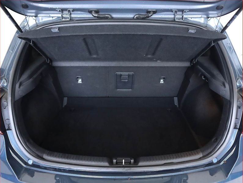 Hyundai i30 (2022) 1.5 T-GDI MHEV, Serv.kniha - fotka 14 z 20