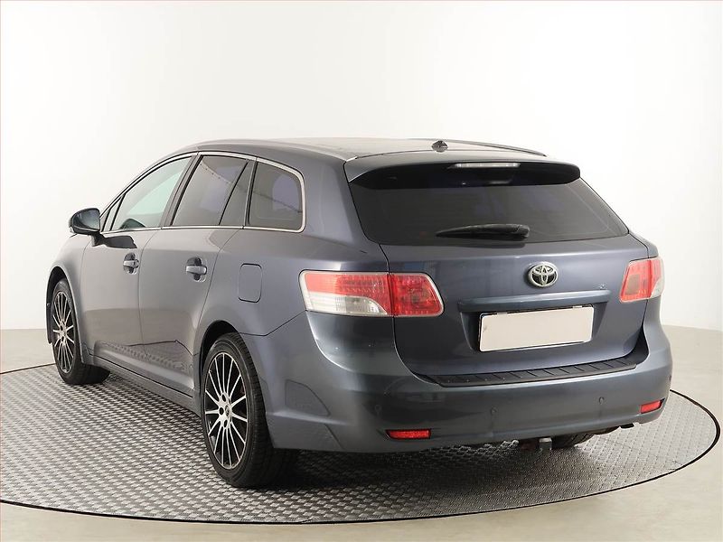 Toyota Avensis (2009) 1.8 Valvematic, Tempomat - fotka 4 z 17