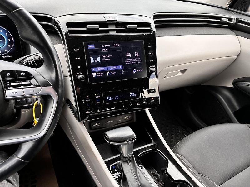 Hyundai Tucson 1.6T-GDi 110kW SMART AUTOMAT - fotka 22 z 31