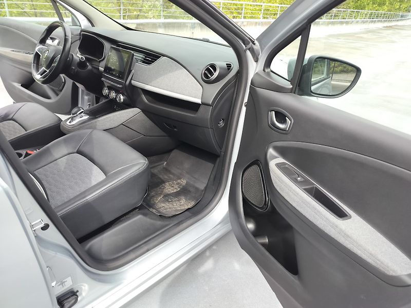Renault ZOE R110 Zen, navigace - fotka 20 z 27