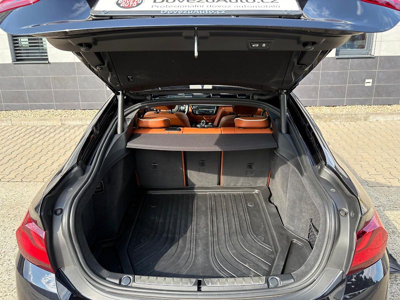 BMW Řada 4 440i xDrive Gran Coupé M 240kW - fotka 67 z 75