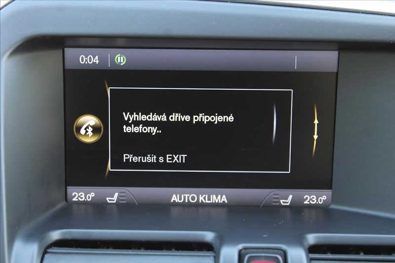 Volvo XC60 2,4 D4  ČR,A/T,4x4,OCEAN RACE - fotka 13 z 31