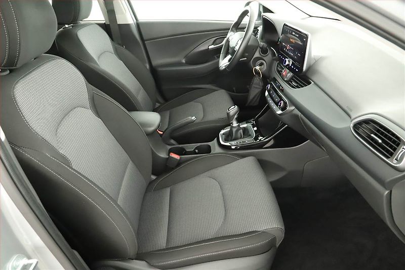 Hyundai i30 (2025) Smart 1.5 DPI, ČR,1.maj - fotka 7 z 15