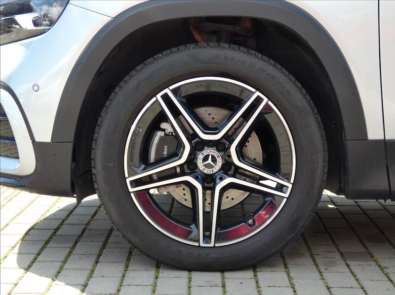 Mercedes-Benz GLB 2,0 200d 4M, 1.Maj, ČR. DPH - fotka 10 z 34