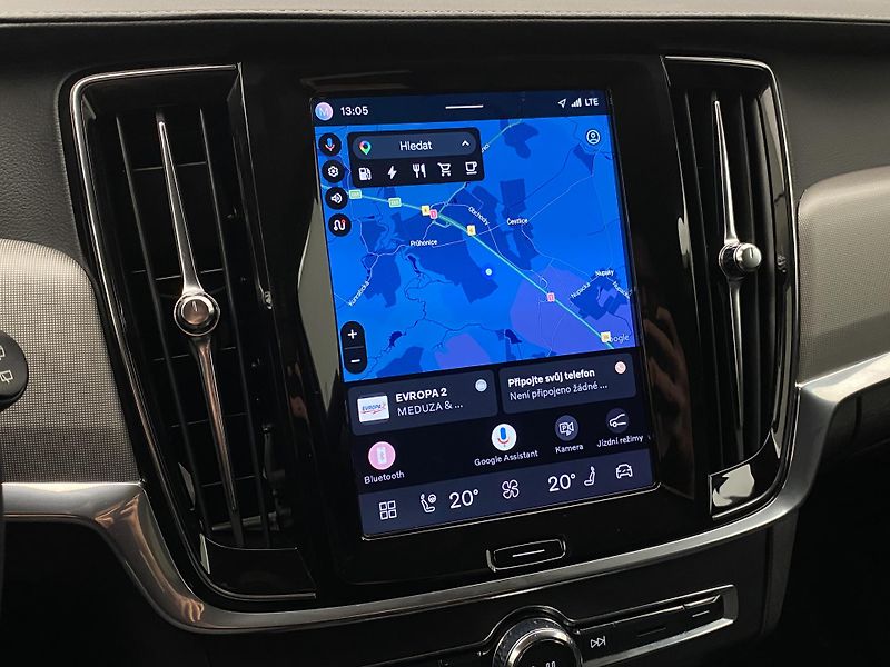 Volvo V90 T6 AWD RECHARGE BRIGHT PLUS - fotka 43 z 64